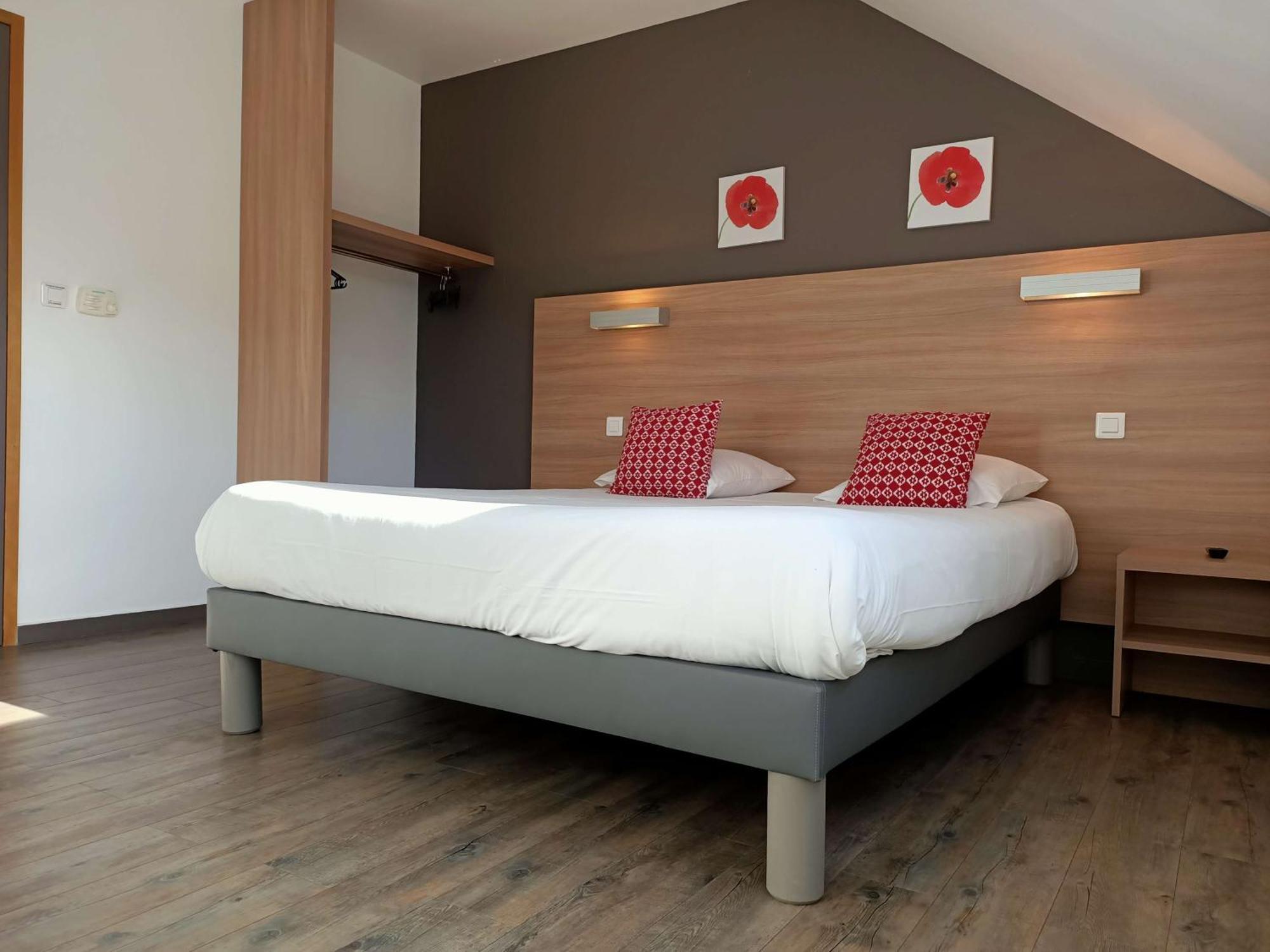 Brit Hotel Besancon L'Horloge Eksteriør bilde