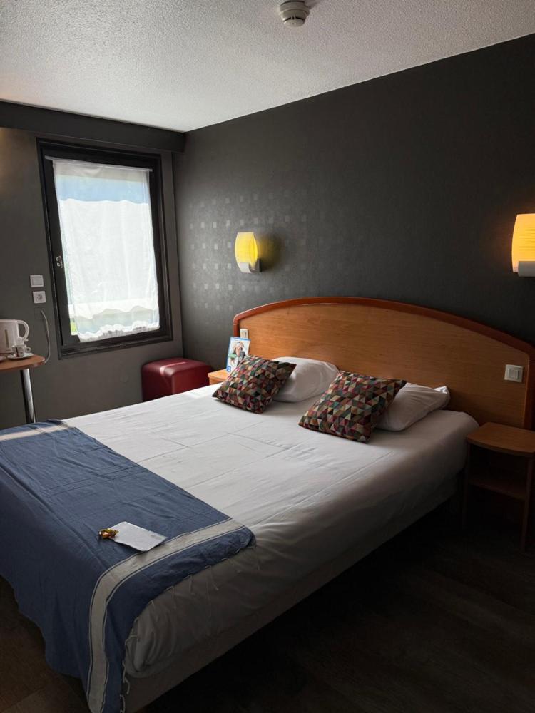 Brit Hotel Besancon L'Horloge Eksteriør bilde