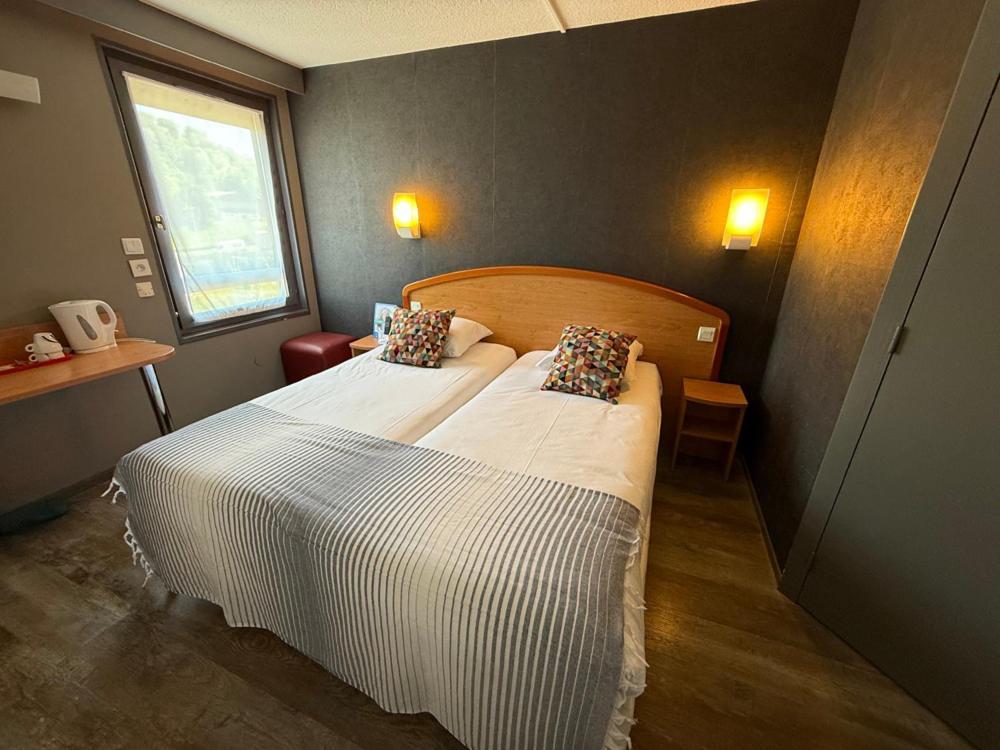 Brit Hotel Besancon L'Horloge Eksteriør bilde
