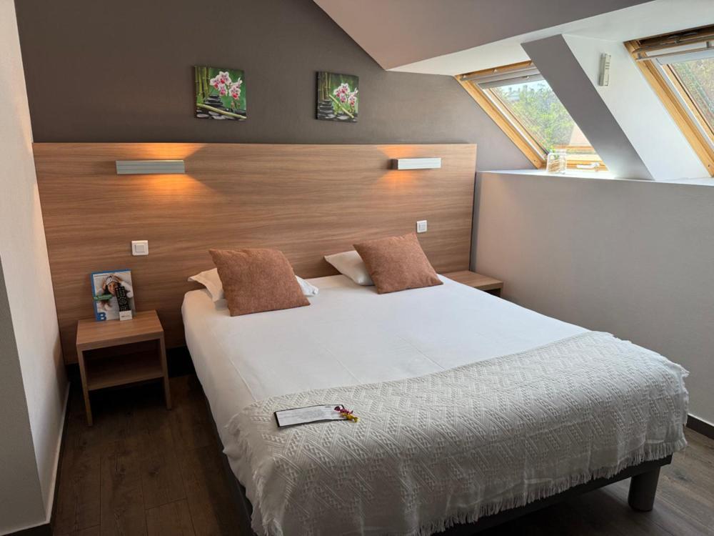 Brit Hotel Besancon L'Horloge Eksteriør bilde